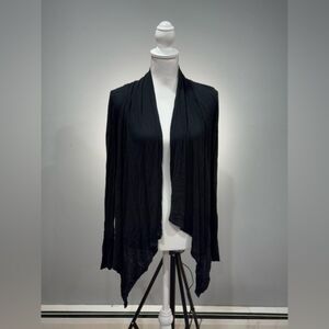 CLEARANCE! Black Forever 21 Open Front L/S Top VGUC